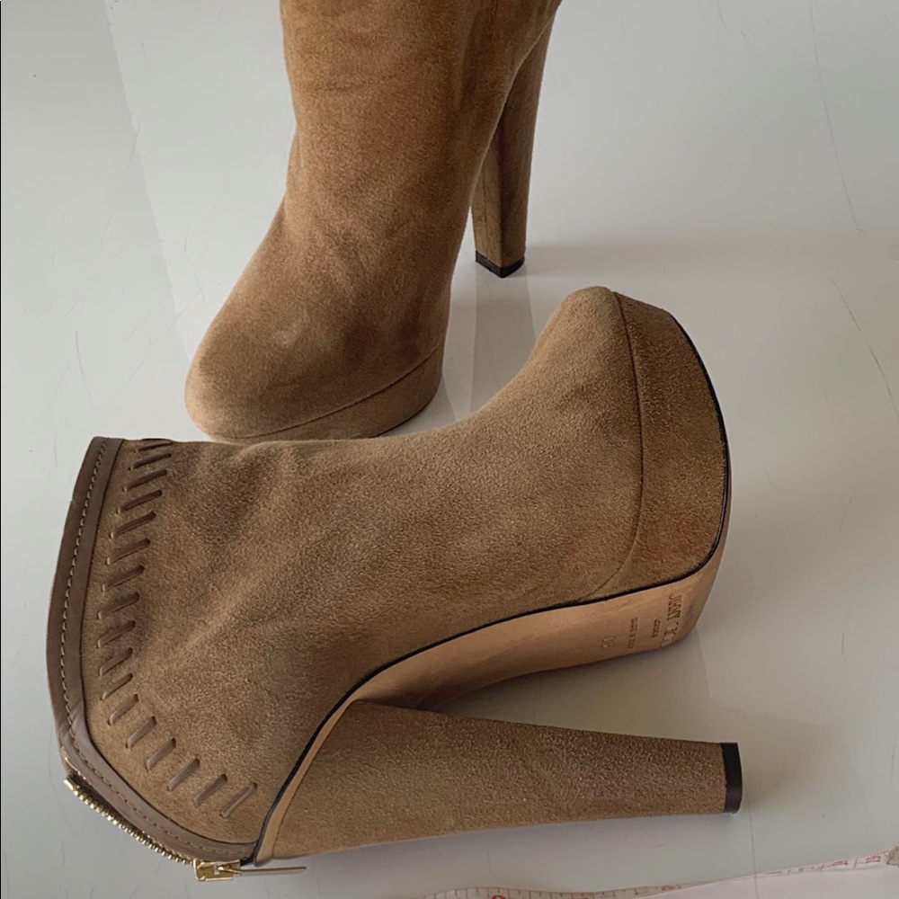 Jimmy Choo, Evans Suede Ankle Boots/Booties - Picture 5 of 11